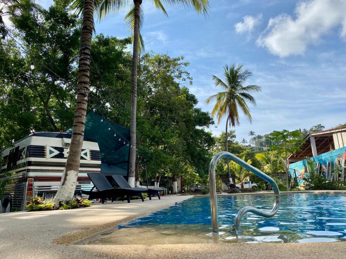 Delias Trailer Park Hotel Rincon de Guayabitos Buitenkant foto